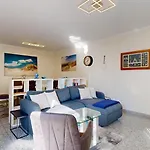 Strandnahe Mit Schwimmbad Im Haus, A Cappella 03, Daire