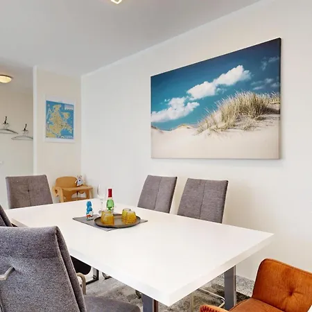 Strandnahe Mit Schwimmbad Im Haus, A Cappella 03, *