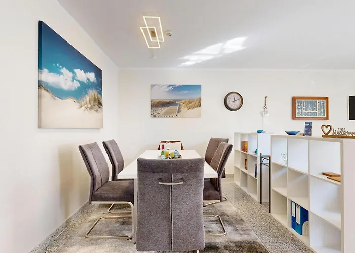 Strandnahe Mit Schwimmbad Im Haus, A Cappella 03, Lägenhet Binz