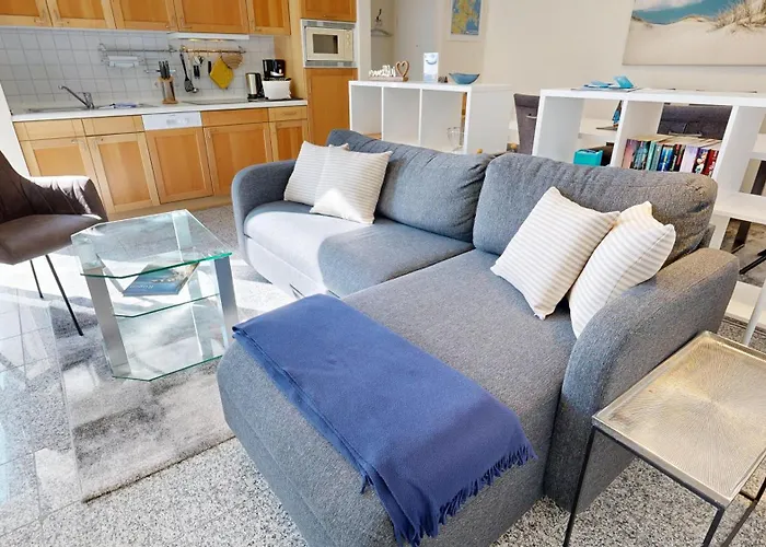 Lägenhet Strandnahe Mit Schwimmbad Im Haus, A Cappella 03, Binz