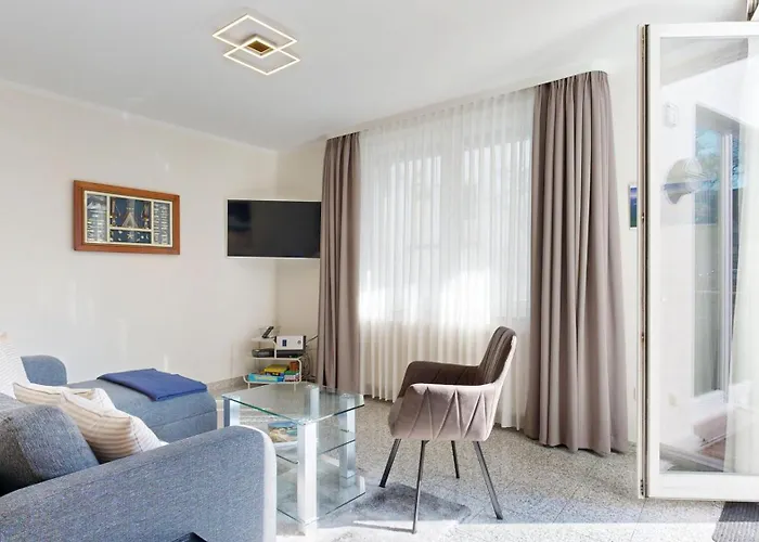 Strandnahe Mit Schwimmbad Im Haus, A Cappella 03, Lägenhet *