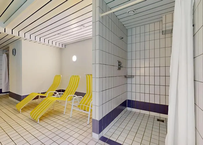 Strandnahe Mit Schwimmbad Im Haus, A Cappella 03,